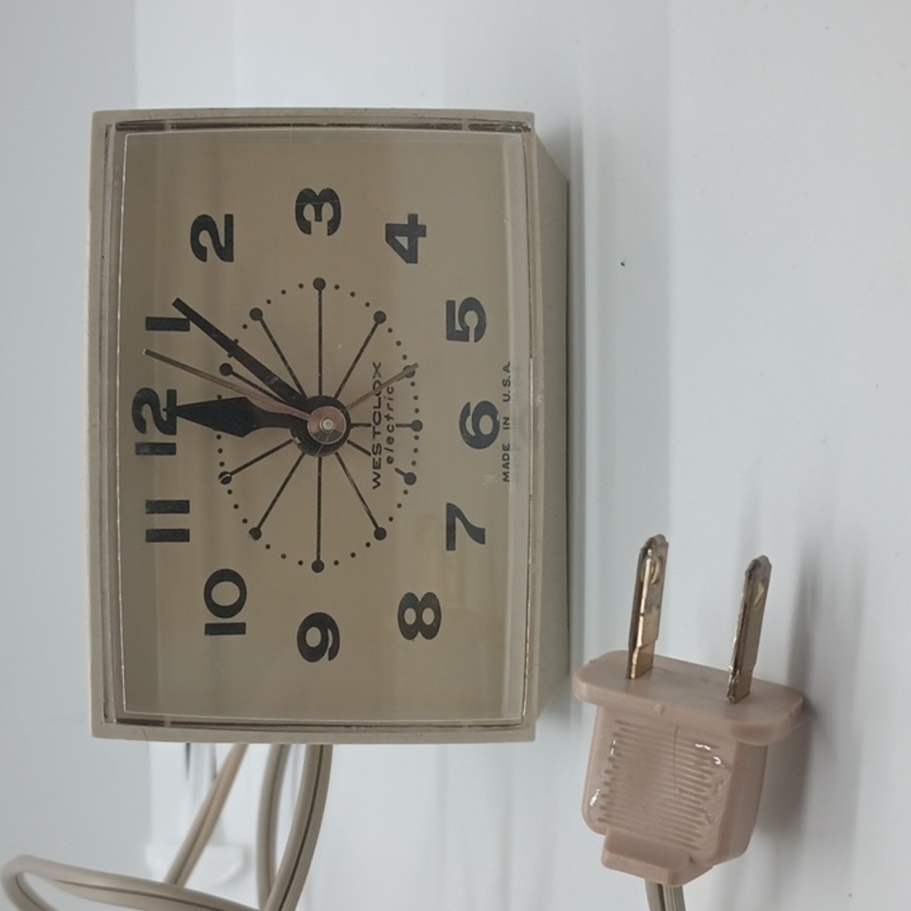 Vintage MCM Westclox Electric Clock w/ Alarm..rare, used #20291